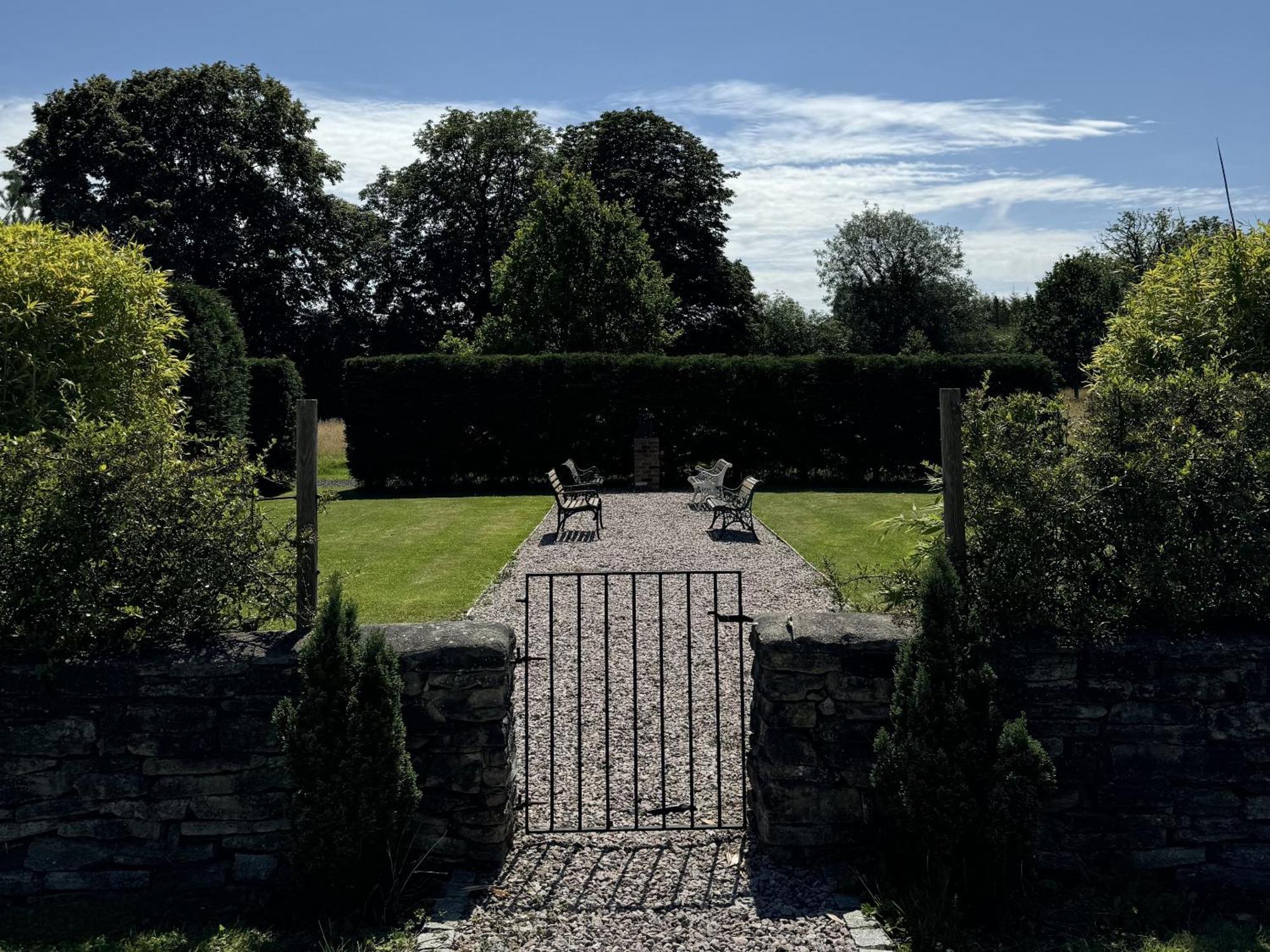 Hookwood Lodge London Gatwick Horley Kültér fotó